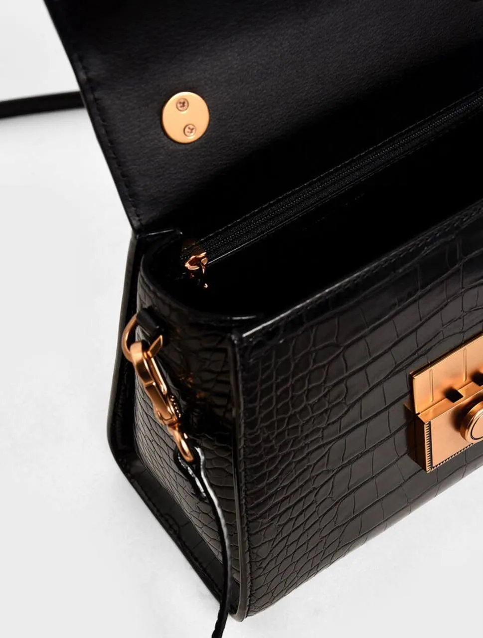 Croc-Effect Structured Bag